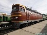 ロシア電気機関車ЧС4-023の写真サムネイル
