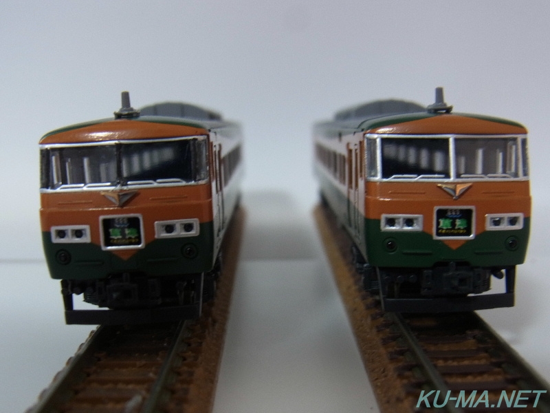 Photo of KATO ROUNDHOUSE　KUHA185 color difference comparison