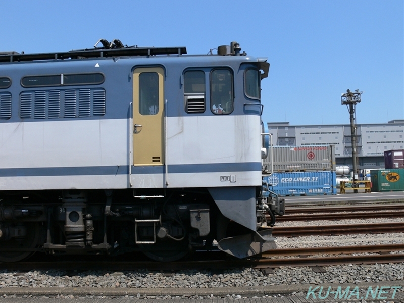 EF65-2057側面1側の写真