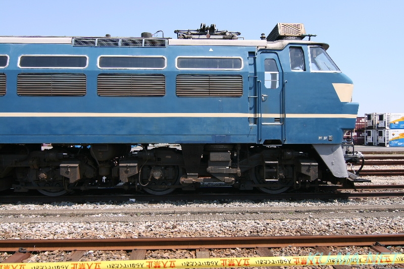 EF66-27側面の写真その1
