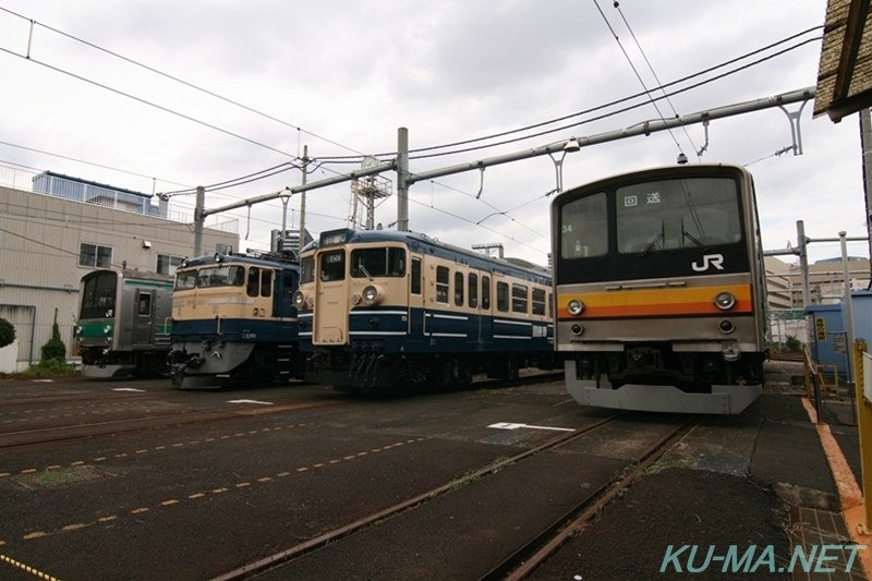 Photo of Exhibition train in public display of Tokyo General Rolling Stock Center 2013