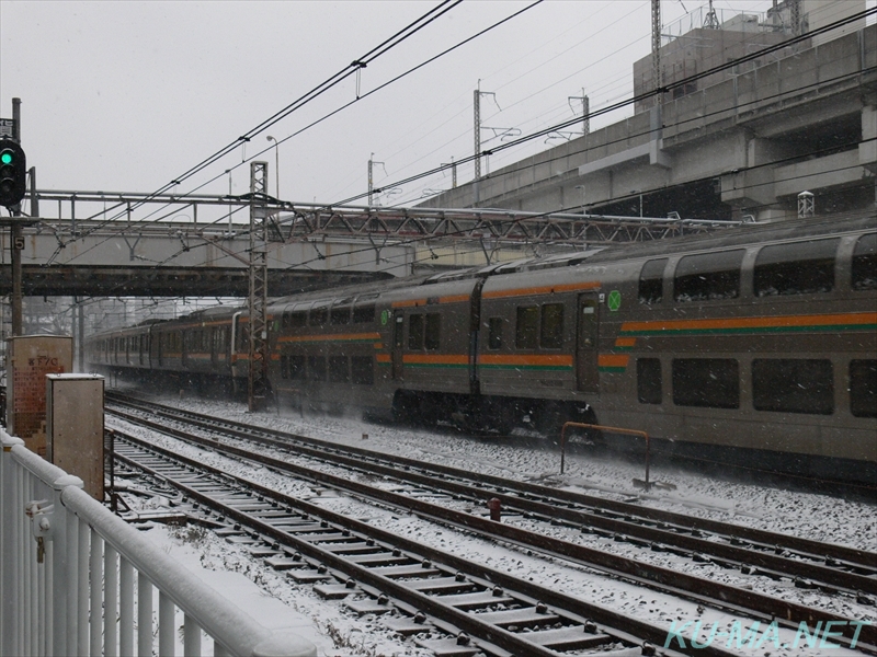 211系C16編成2階建てグリーン車の写真