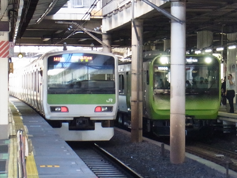 Photo of Yamanote Line Series E235 and Series E231-500