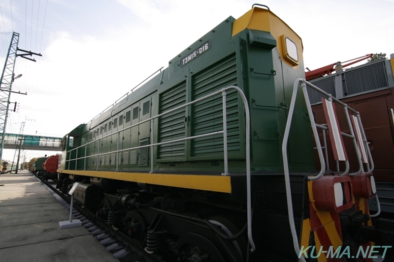 ロシアディーゼル機関車ТЭМ15-016の写真