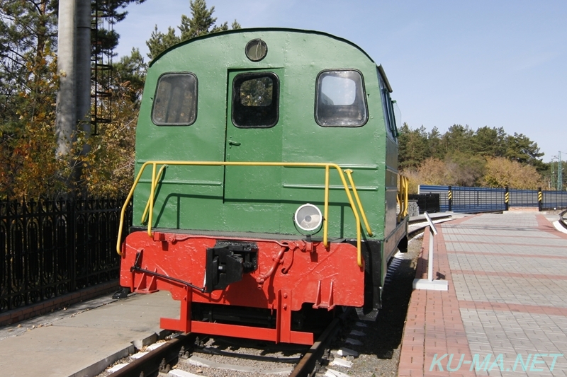 ロシアディーゼル機関車ТГМ1-2925反対側の写真