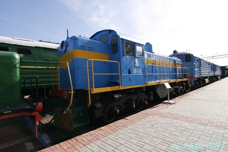ロシアディーゼル機関車ТГМ4-16765反対側の写真