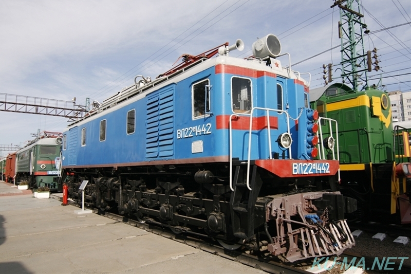 Photo of Russian electric locomotive ВЛ22м-1442(VL22m-1442)