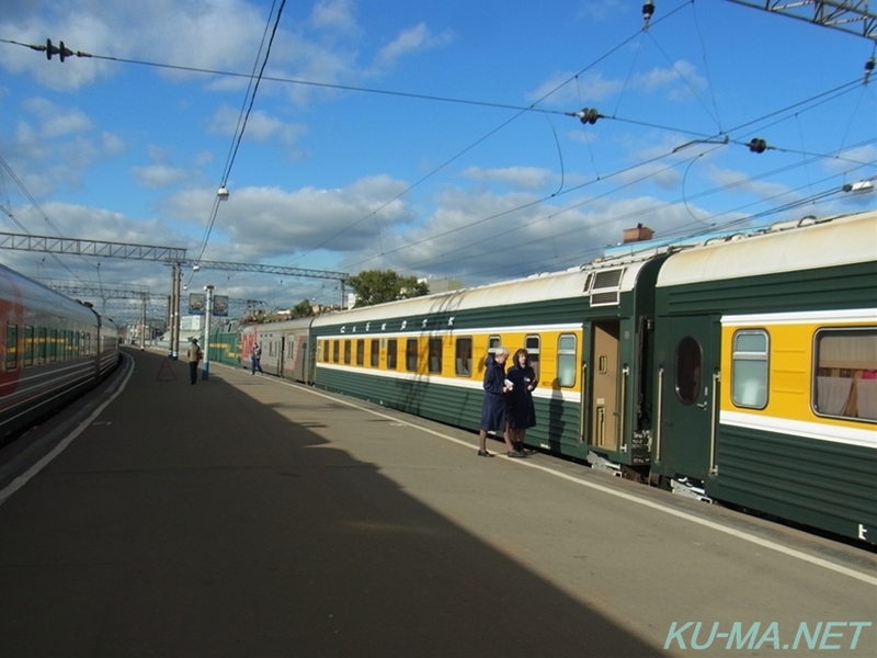 シベリヤク号専用車両の鉄道写真